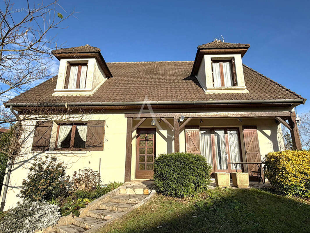 Maison à NEUILLY-PLAISANCE