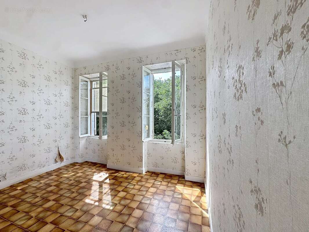 Appartement à MARSEILLE-9E