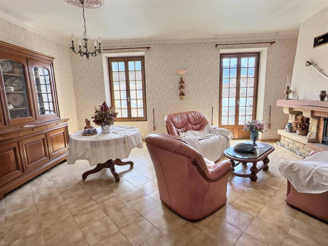 Appartement à ROQUEBILLIERE