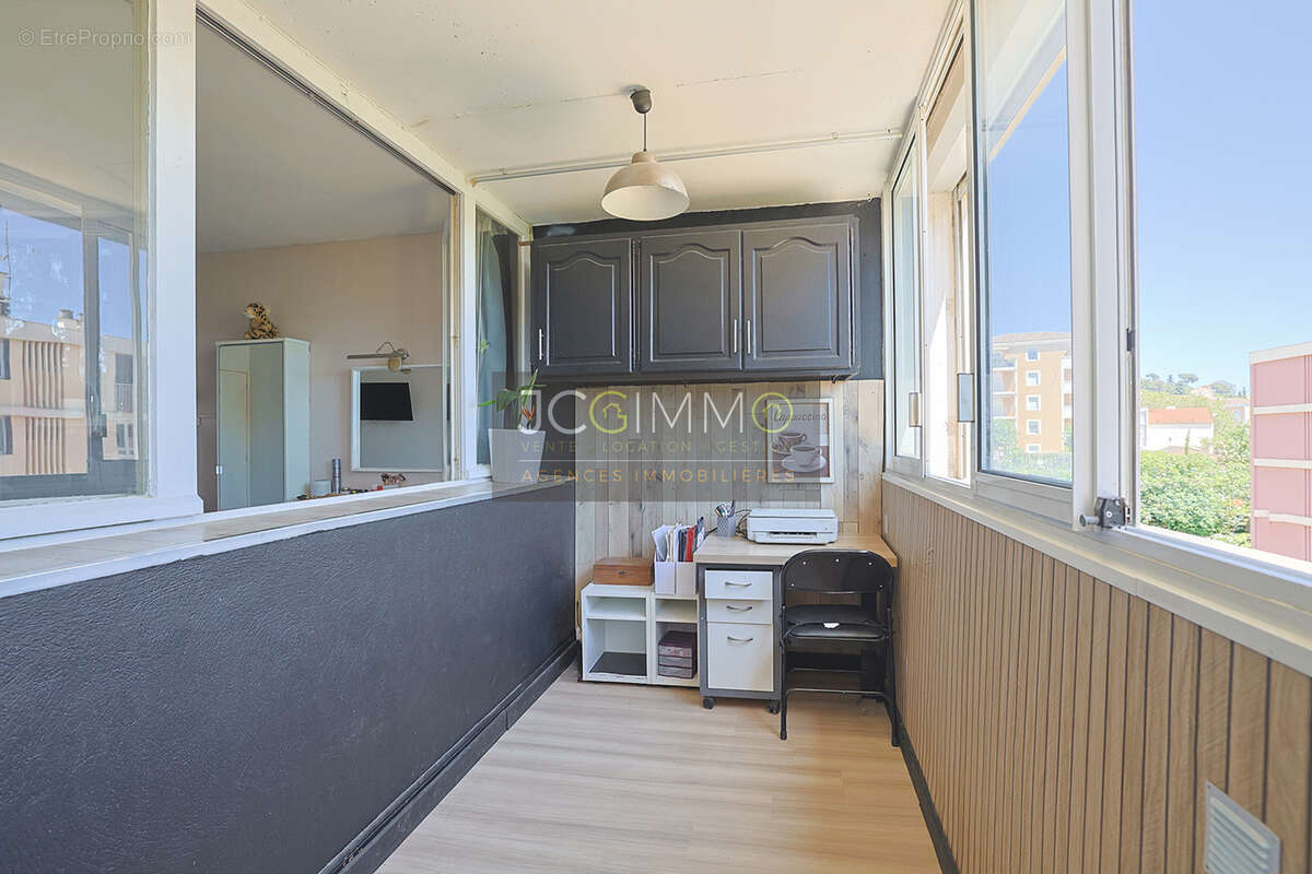 Appartement à HYERES