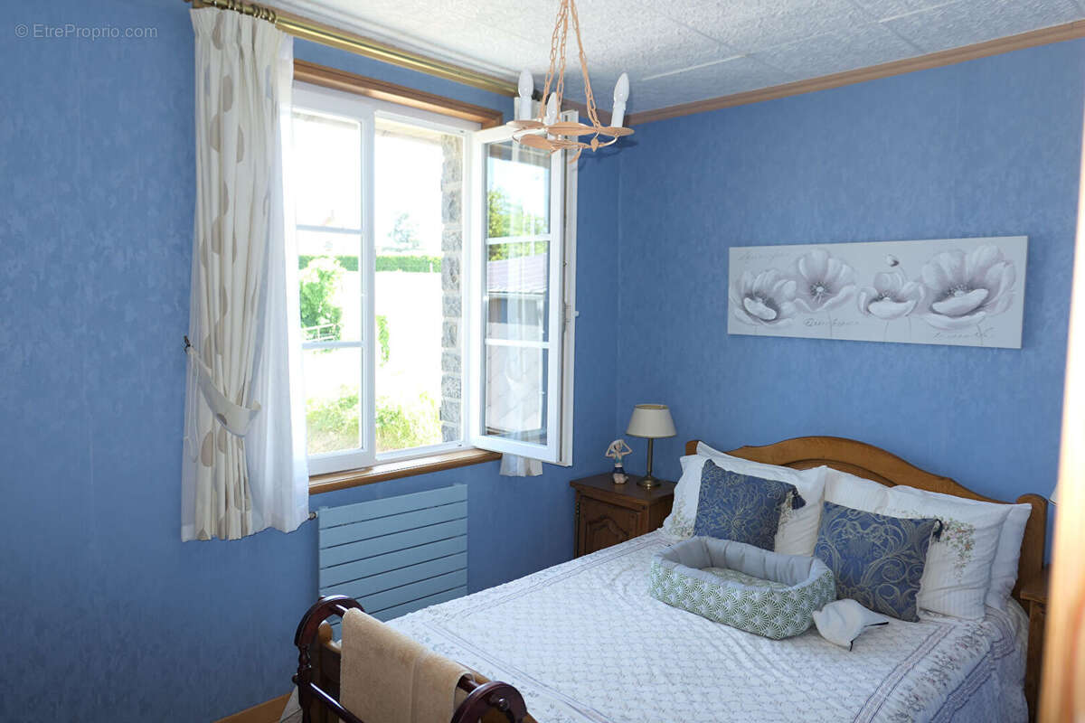 Maison à SAVIGNY-LE-VIEUX