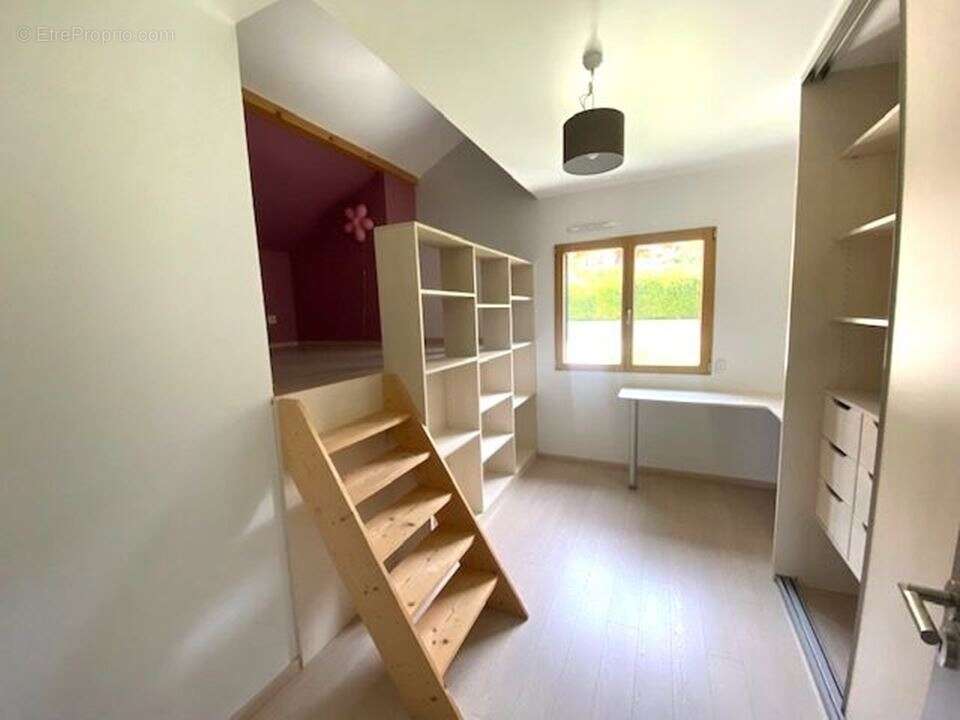 Maison 118 m² à Villaz  - photo 5