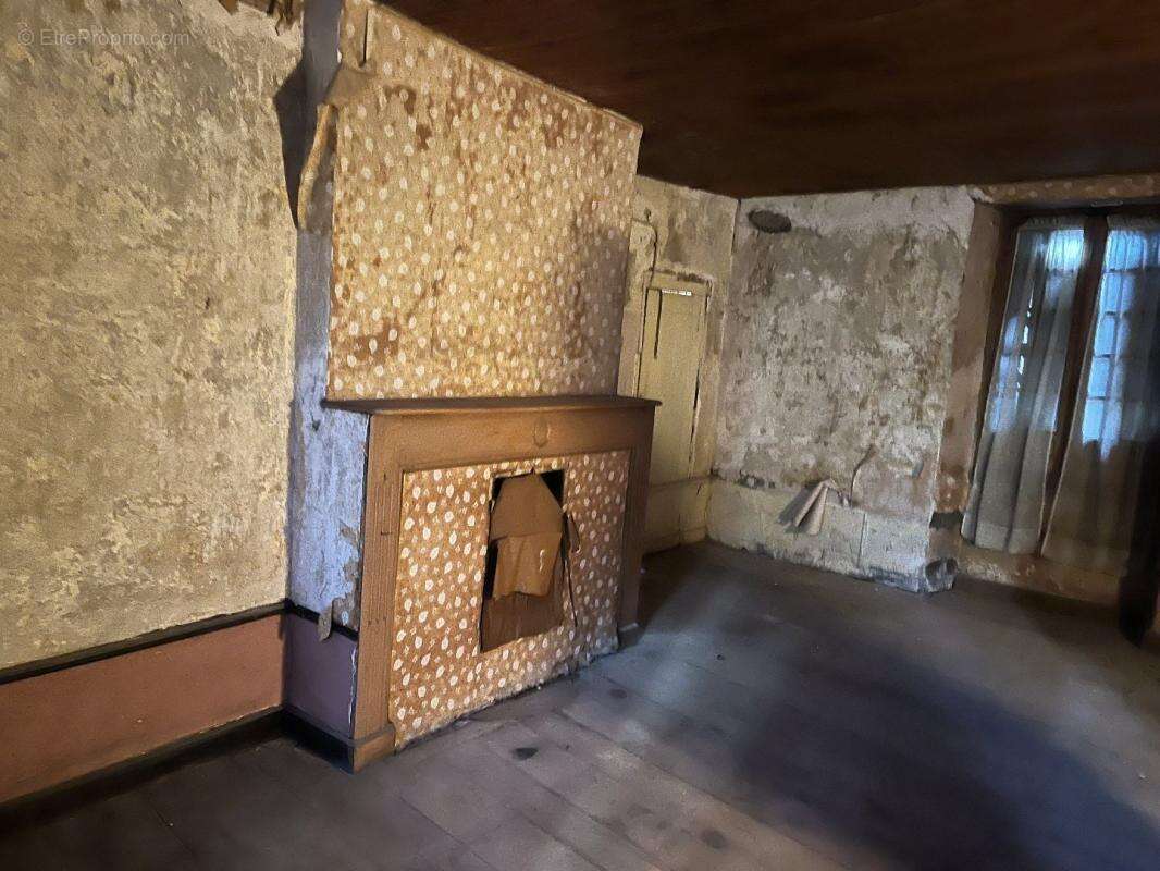 Appartement à BEAULIEU-SUR-DORDOGNE