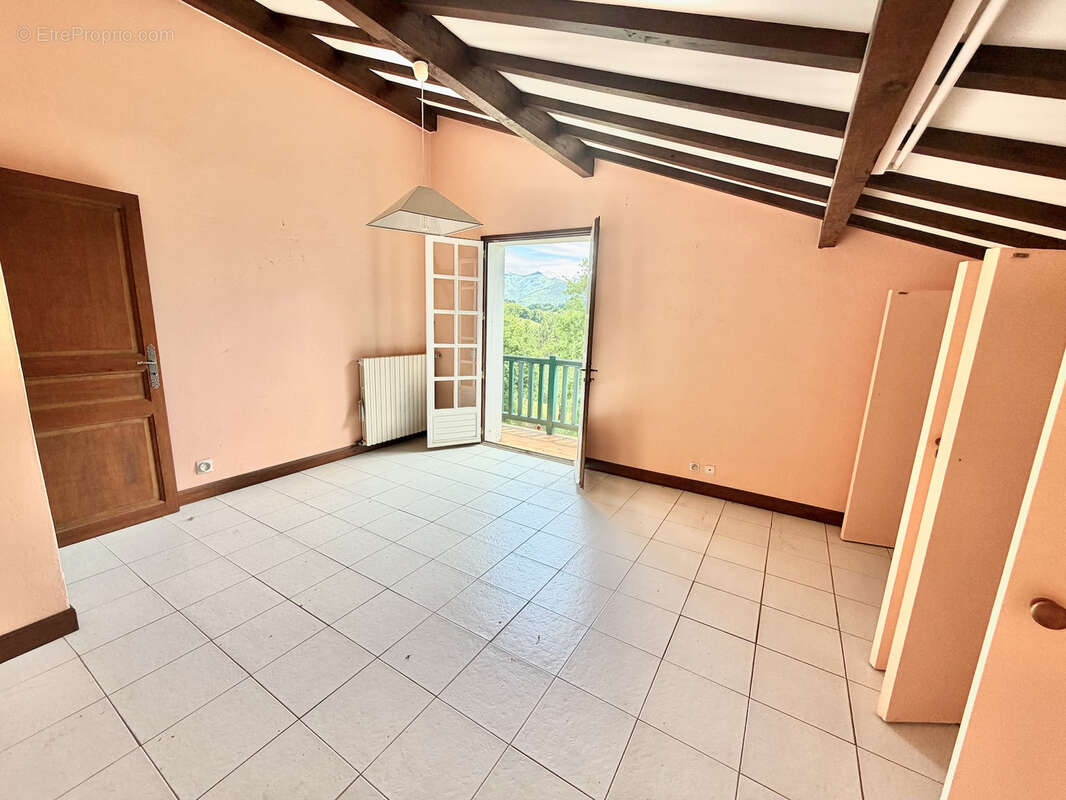 Maison à URRUGNE