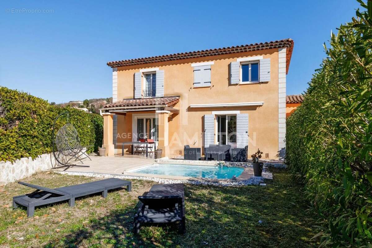 Maison à LE ROURET