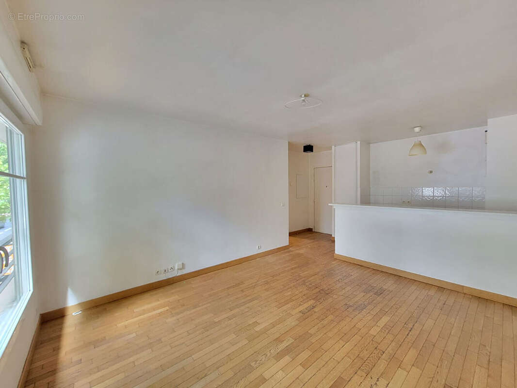 Appartement à MONTROUGE