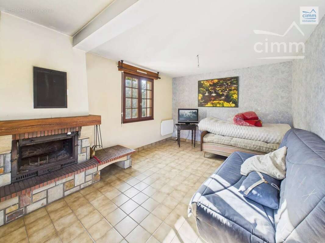 Maison à LES BRULAIS