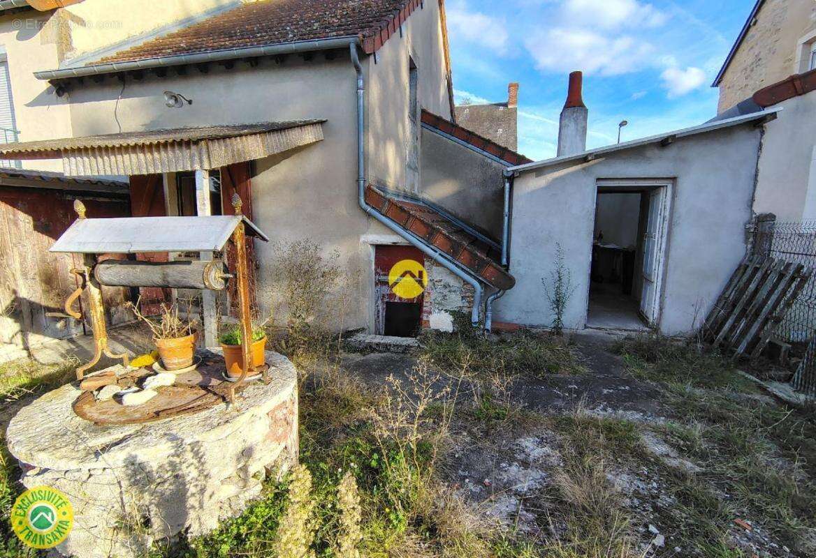 Maison à SANCOINS