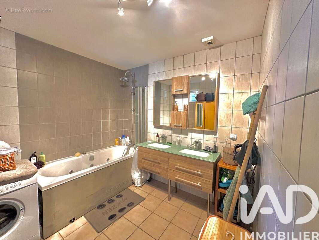 Photo 6 - Maison à LA CRAU