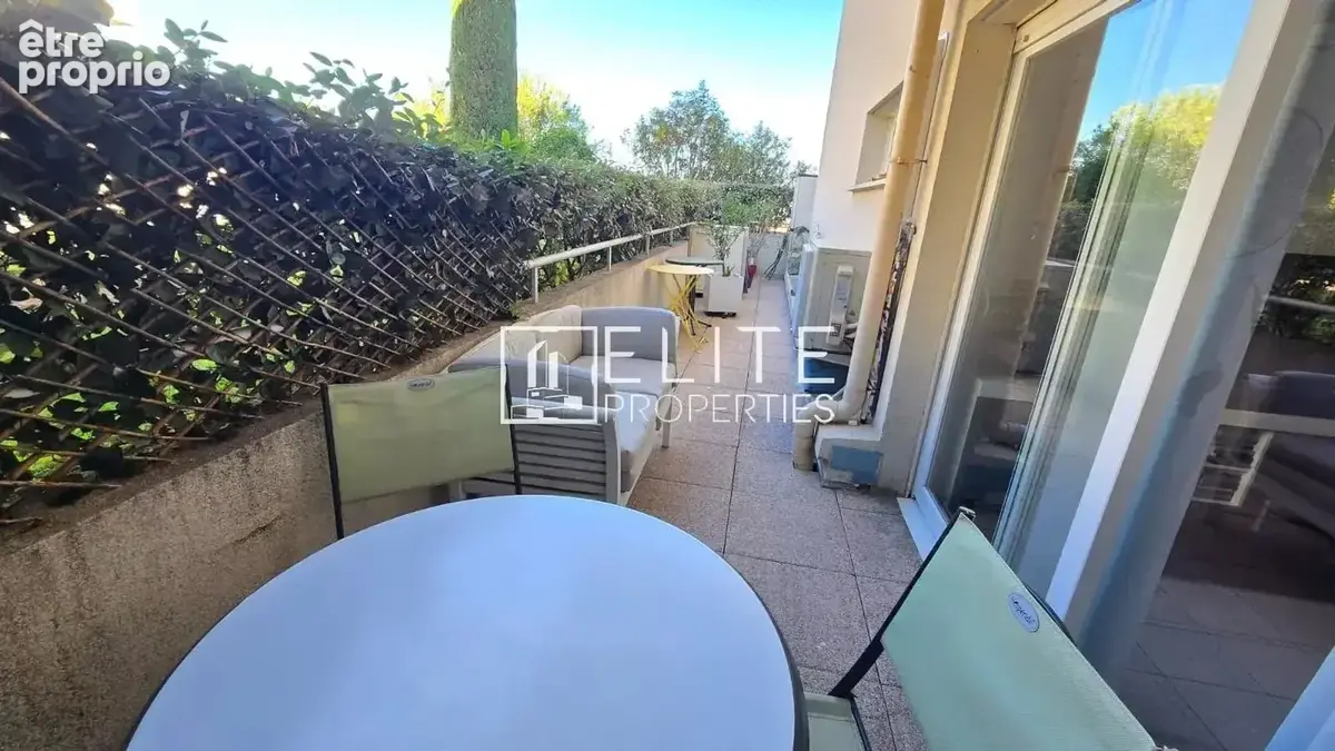 Appartement 2 pièces + terrasse, piscine & 2 parkings – grasse - photo 2