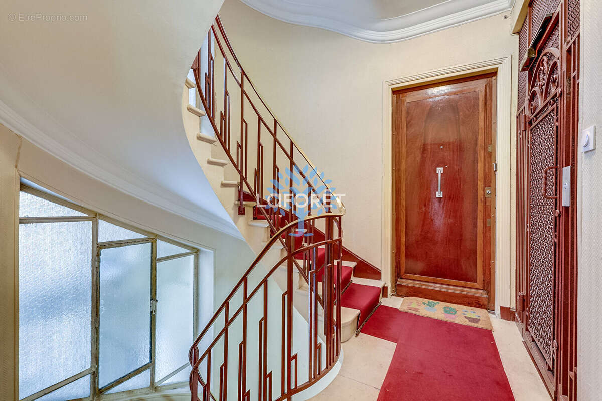 Appartement à PARIS-20E