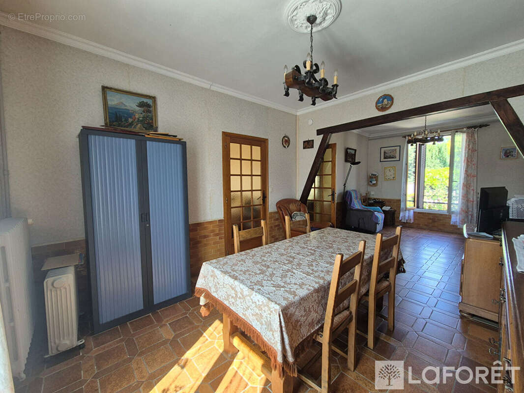 Maison Villebon Sur Yvette 7 pièce(s) 137 m2 - photo 2