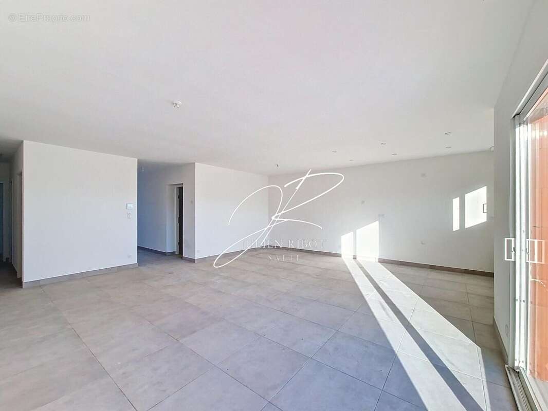 Photo 5 - Maison à SAUVIAN