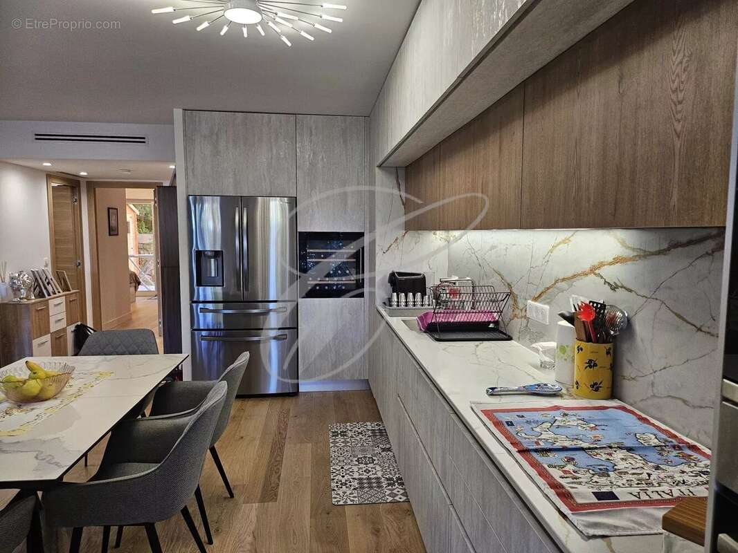 Appartement à ROQUEBRUNE-CAP-MARTIN