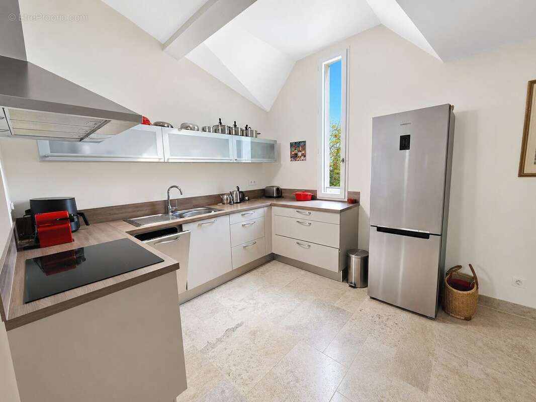 Maison 73 m² à Lezignan-La-Cebe  - photo 9