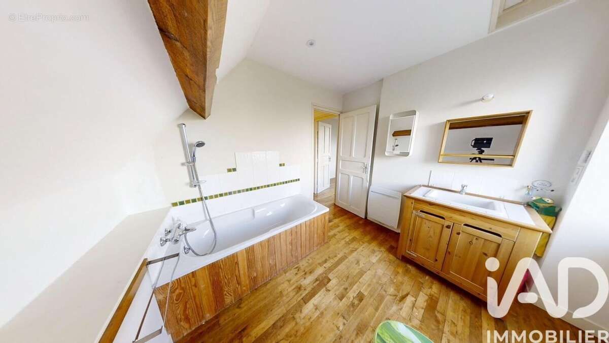 Photo 8 - Maison à BOBITAL