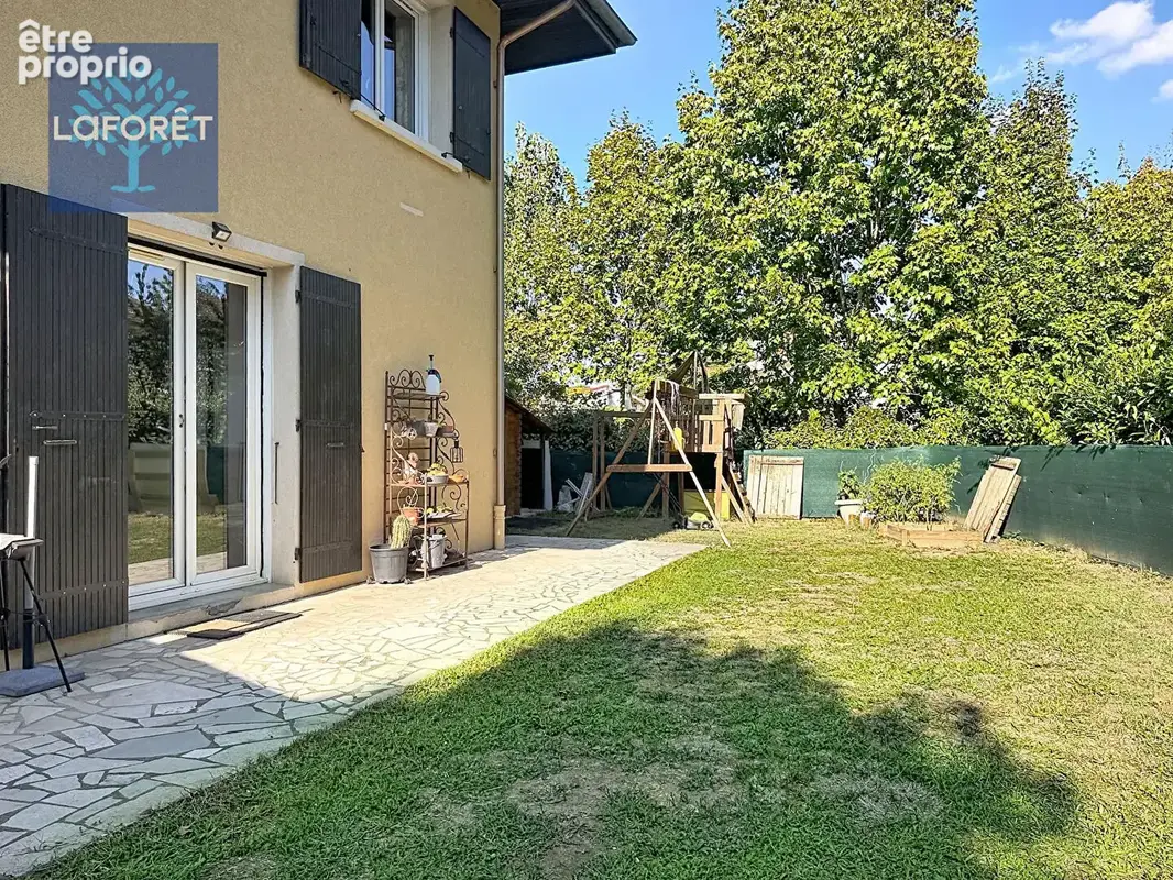 Appartement Vourles 4 pièce(s) 94.19 m2 - photo 2