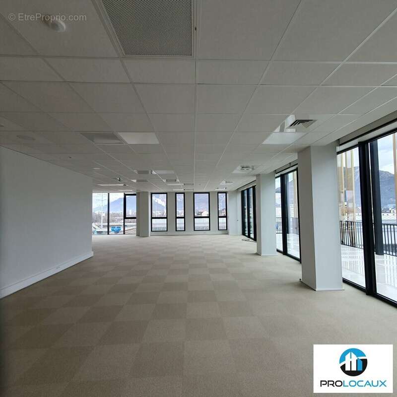 Commerce à GRENOBLE