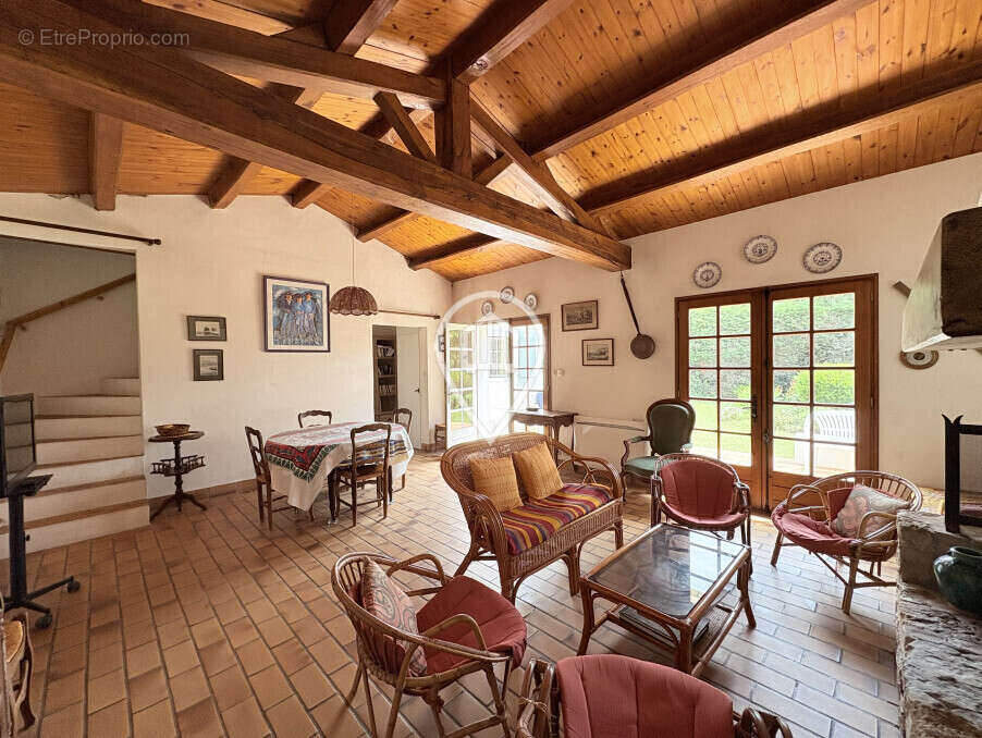 Maison à L&#039;EPINE