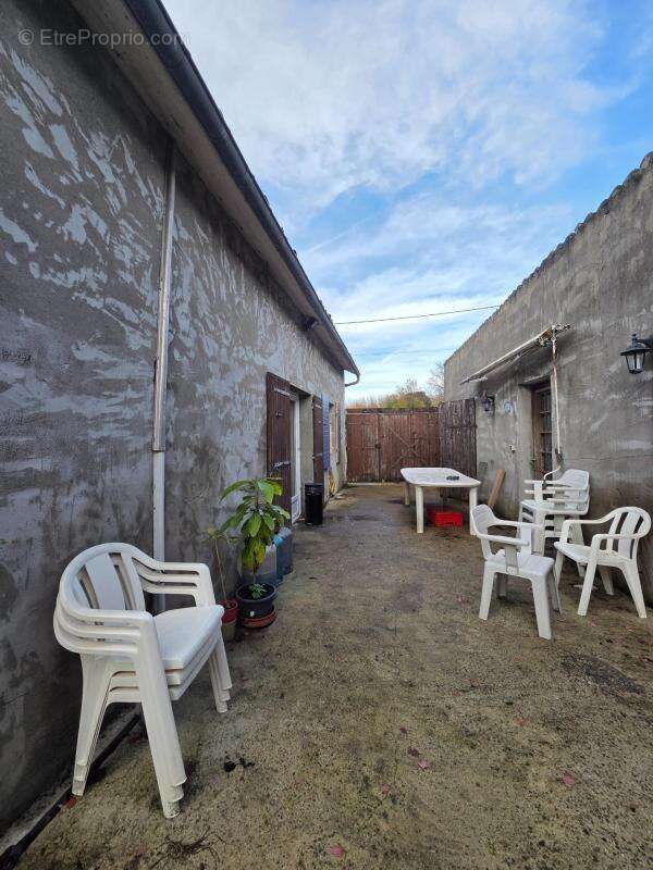Maison à SAINT-JEAN-D&#039;ANGELY