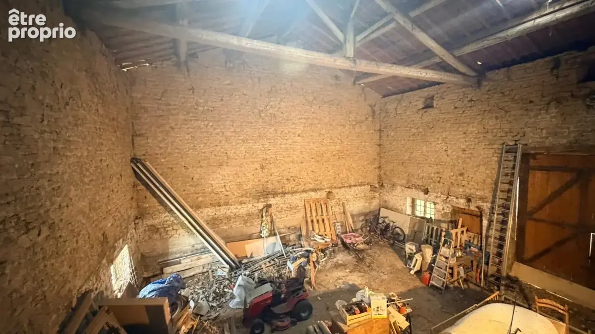 Le charme de l’ancien, le confort d’aujourd’hui… et des volumes qui donnent envie de s’installer immédiatement ! - photo 24