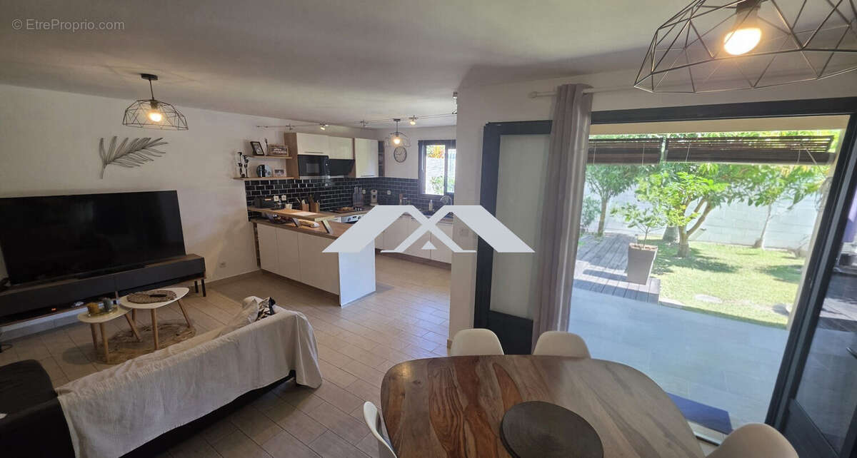 Maison à SAINT-BENOIT