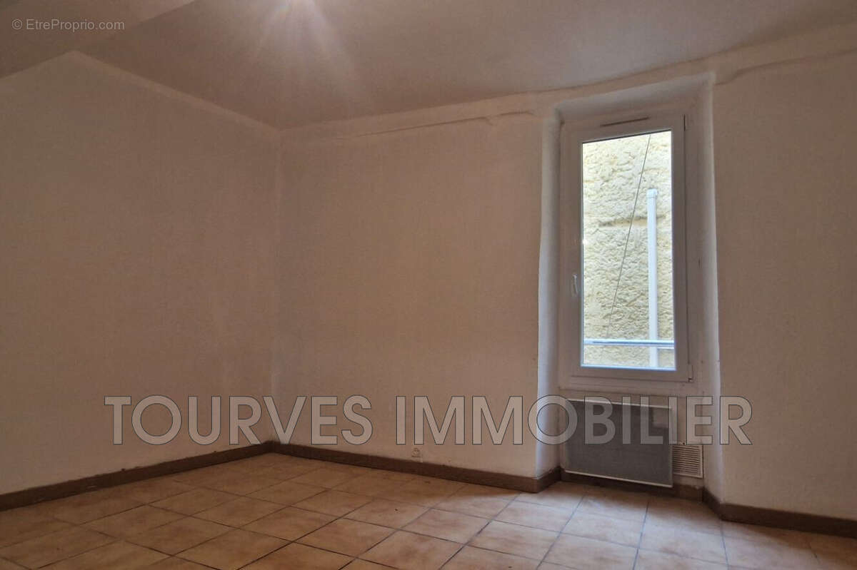Maison à TOURVES