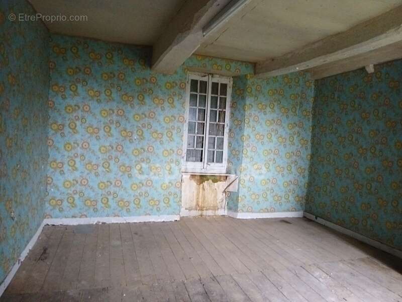 À vendre – Ancien presbytère à réinventer, 10 min de Vire Normandie - photo 9
