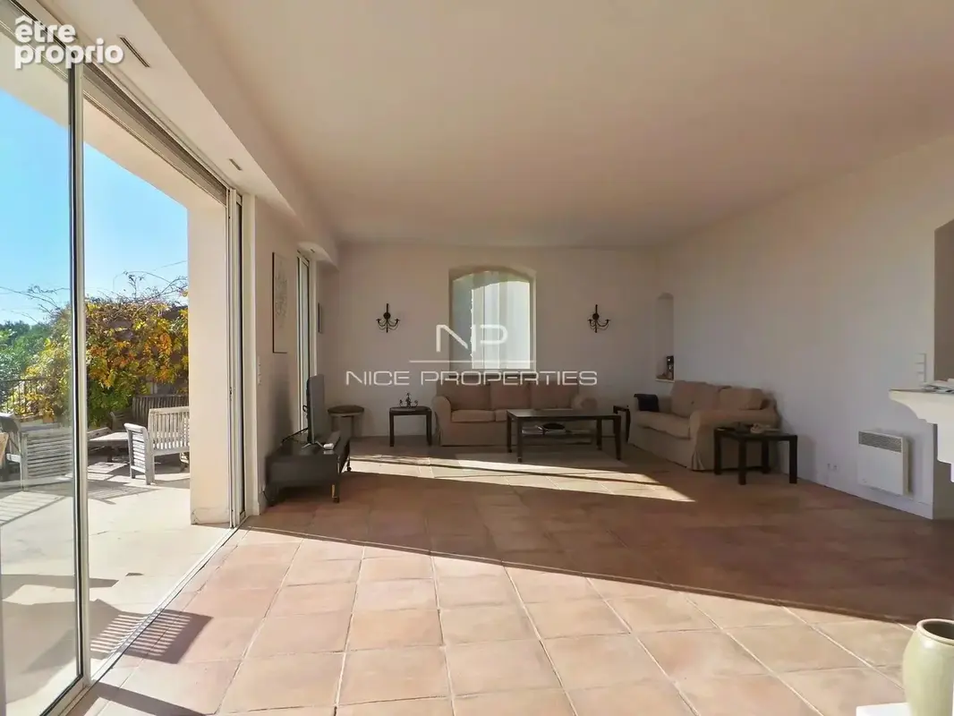 Villa Provençale avec vue mer panoramique à 15 minutes du centre de Cannes. - photo 19