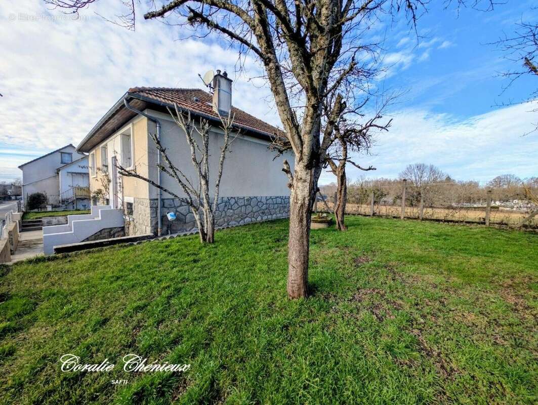 Photo 9 - Maison à CHAMPAGNAC