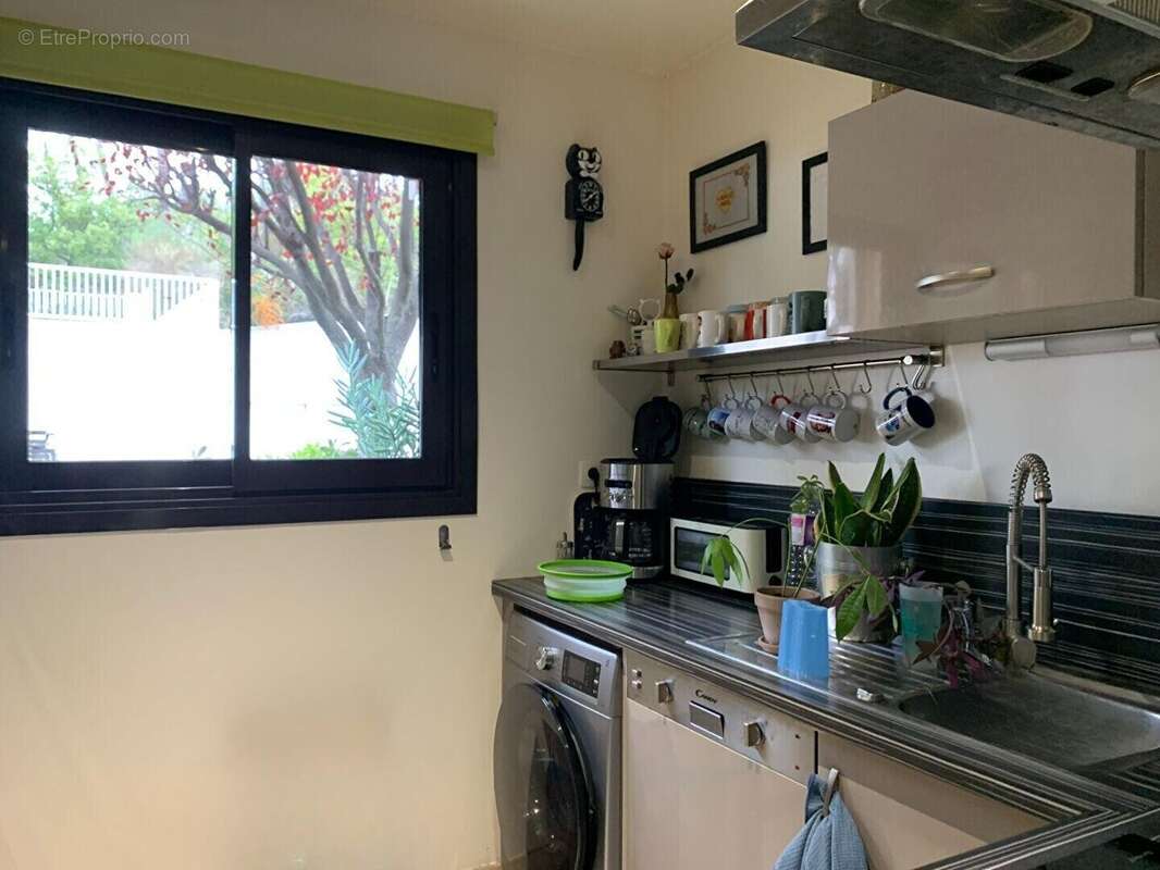 Appartement à VENELLES