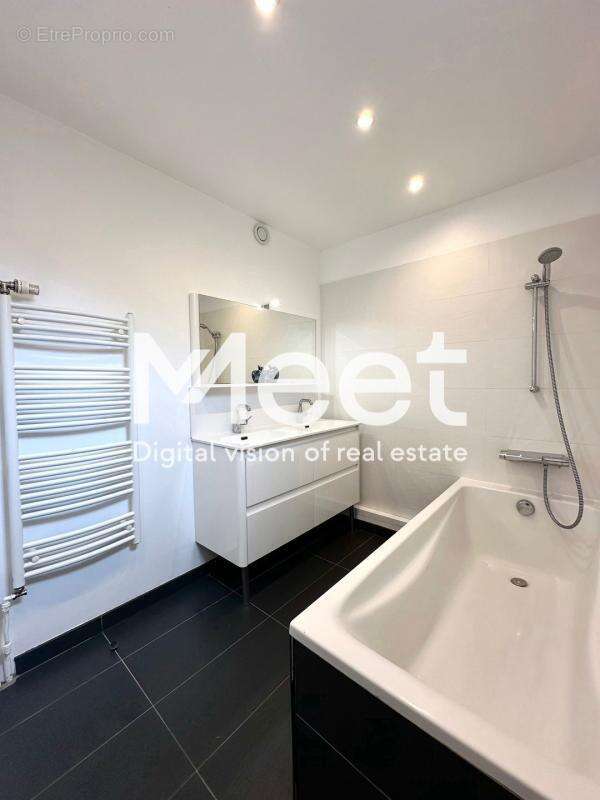 Appartement à MAUREPAS