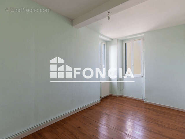 Maison à BERNAC-DEBAT