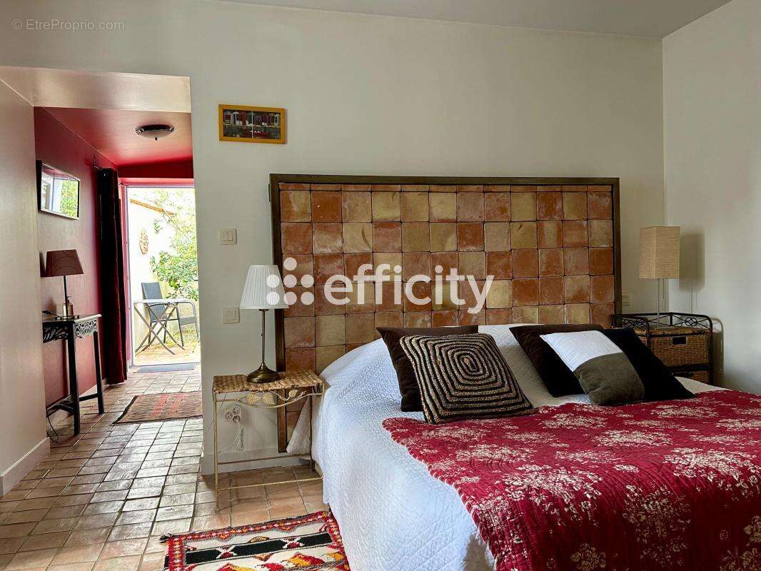 Maison à NIEULLE-SUR-SEUDRE