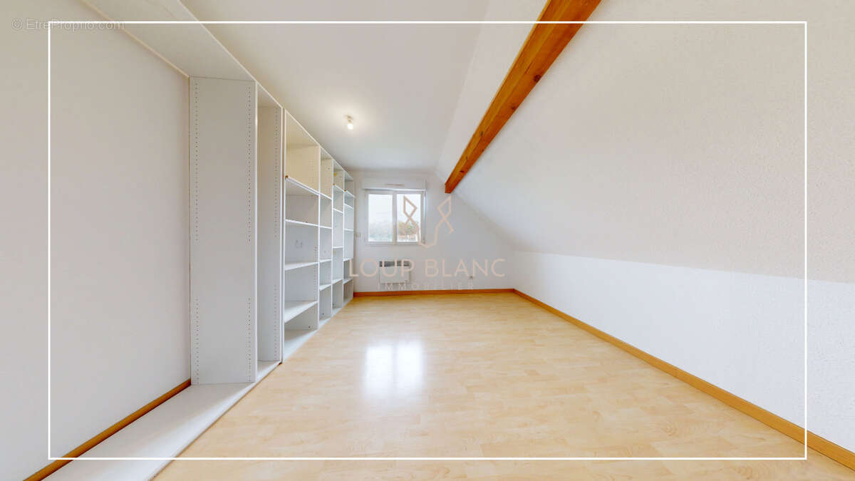 Maison à CHAMPAGNEY