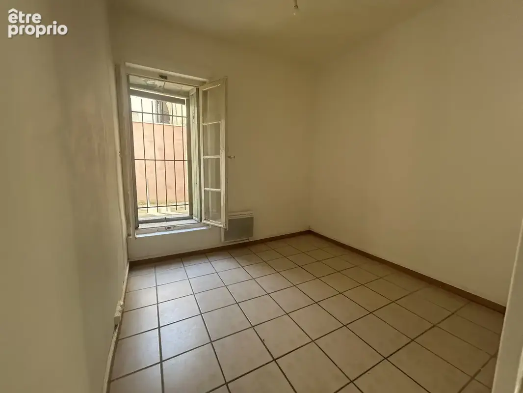P2 en RDC avec terrasse privative   Idéal investisseur ! - photo 7