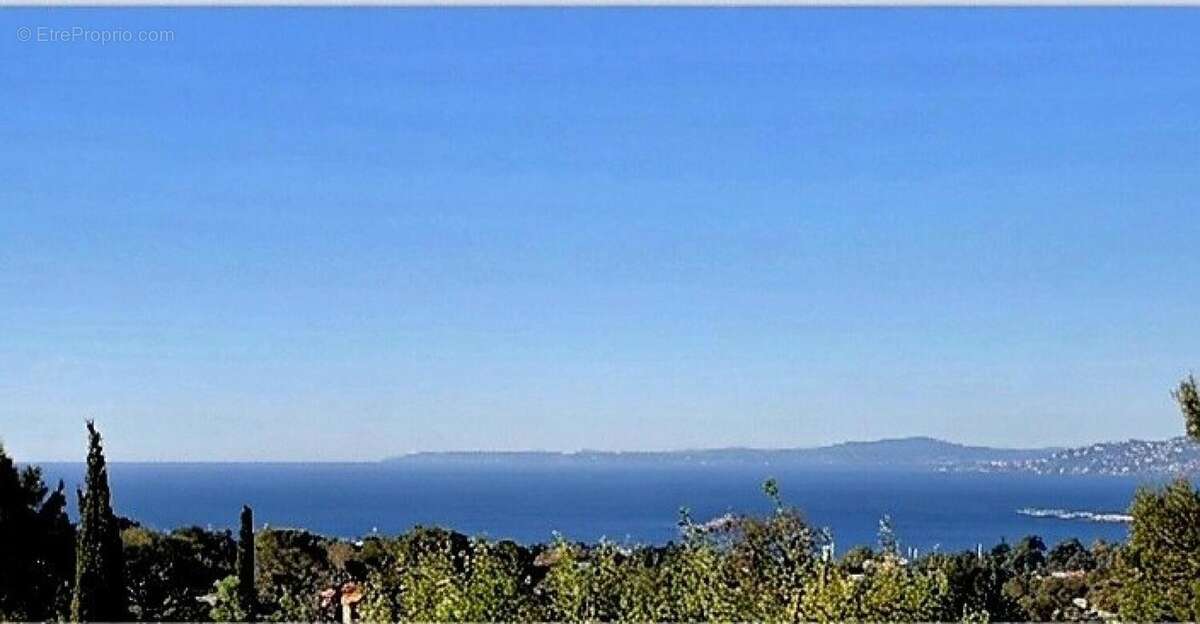 Photo 2 - Maison à SAINT-RAPHAEL