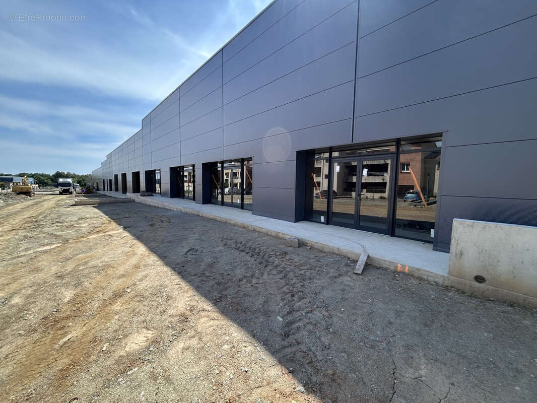 Biguglia - prochainement locaux commerciaux - photo 3
