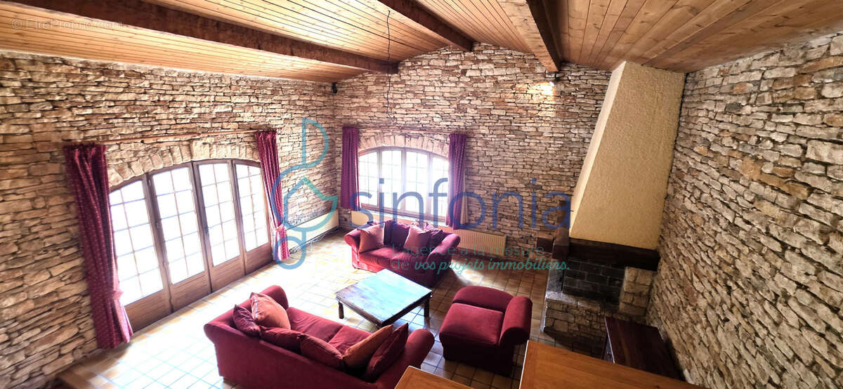 Maison à MEJANNES-LE-CLAP