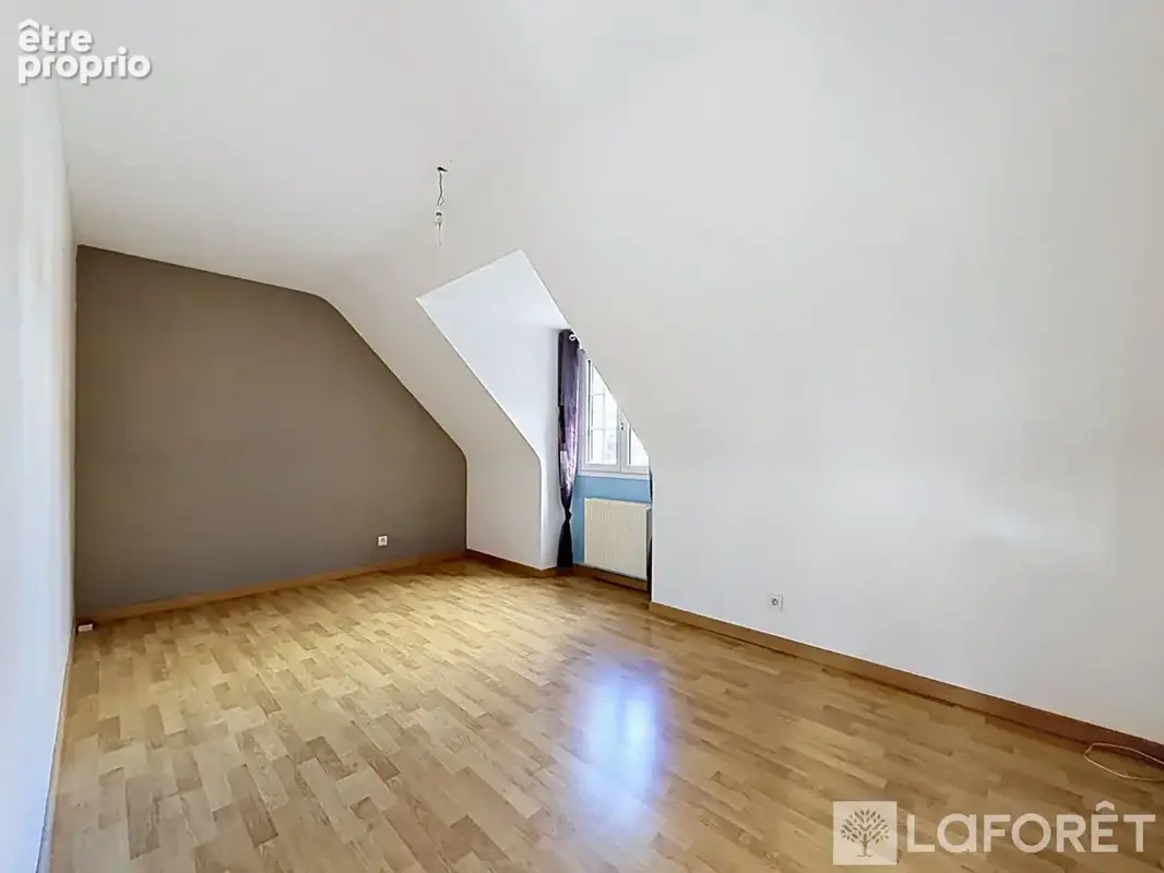 Maison 6 pièces 119 m² à vendre à Bailleul (59270) - photo 4
