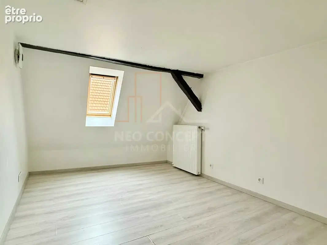REICHSHOFFEN – Maison de ville en triplex avec dépendance - photo 12