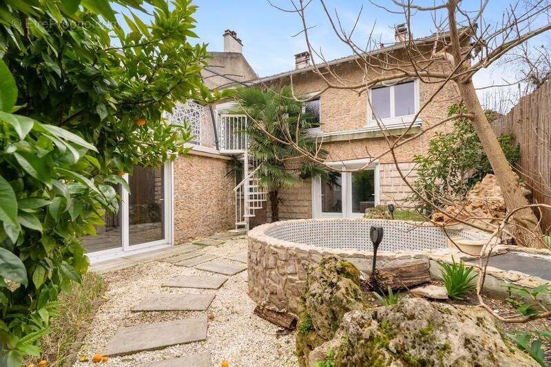 Maison à JOINVILLE-LE-PONT