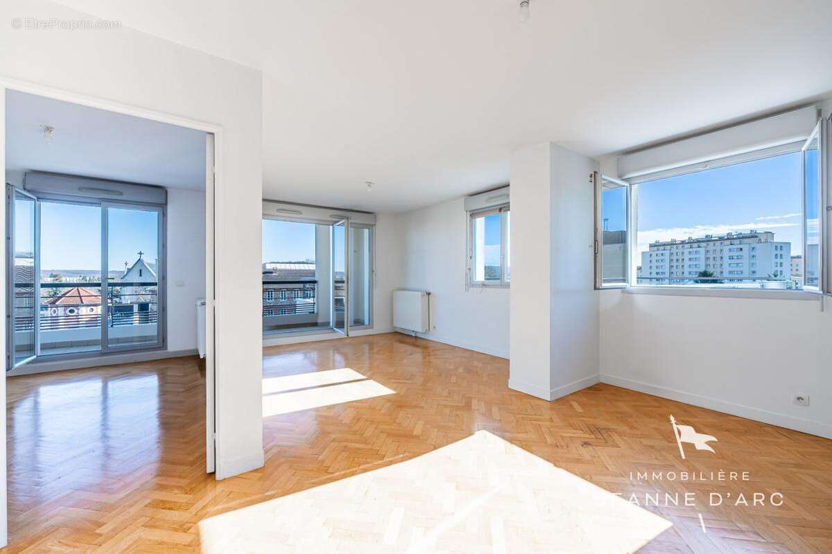 Appartement à VERSAILLES