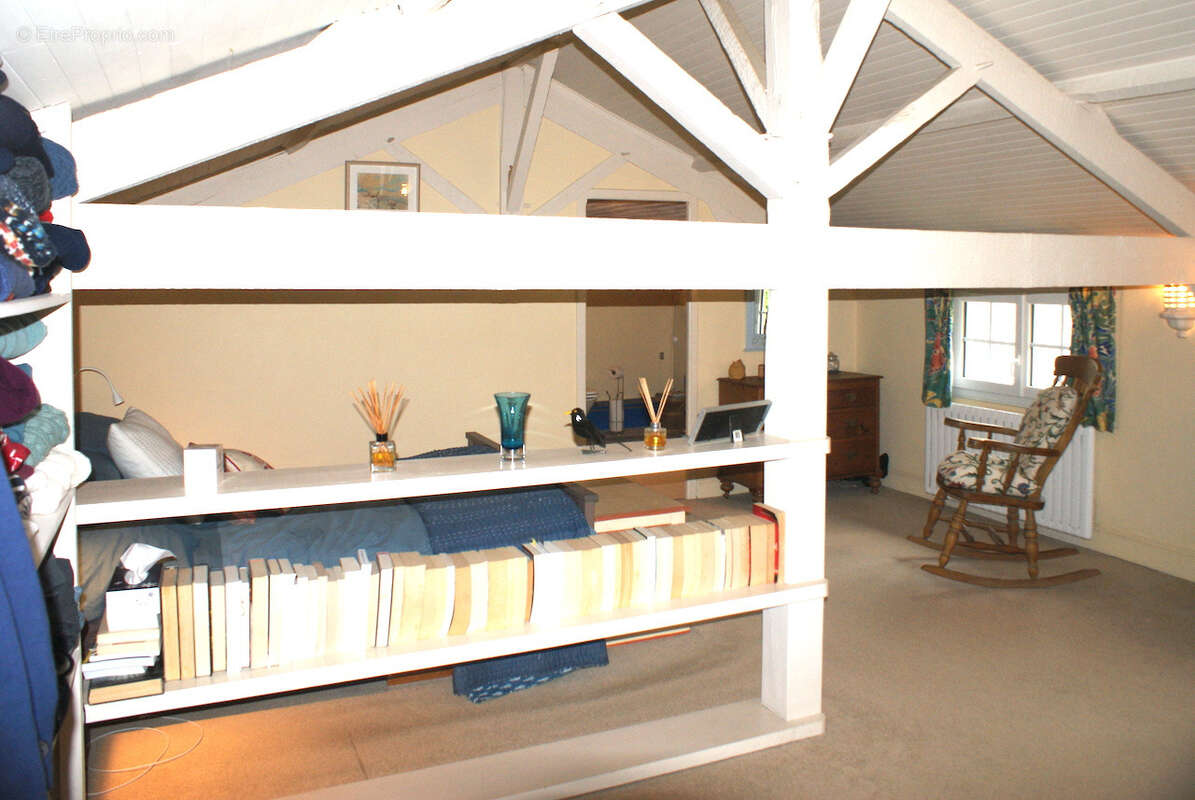 Maison à MONTLIEU-LA-GARDE