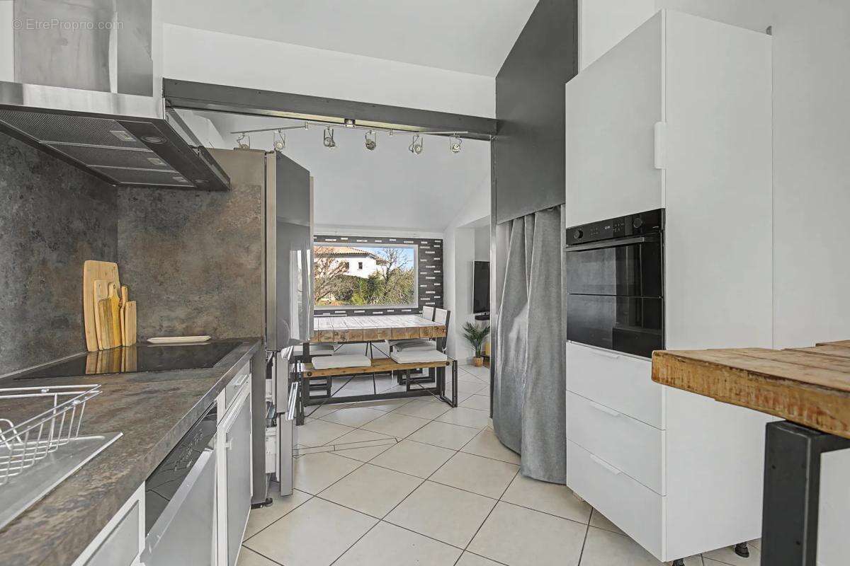 Maison à SAINT-GILLES