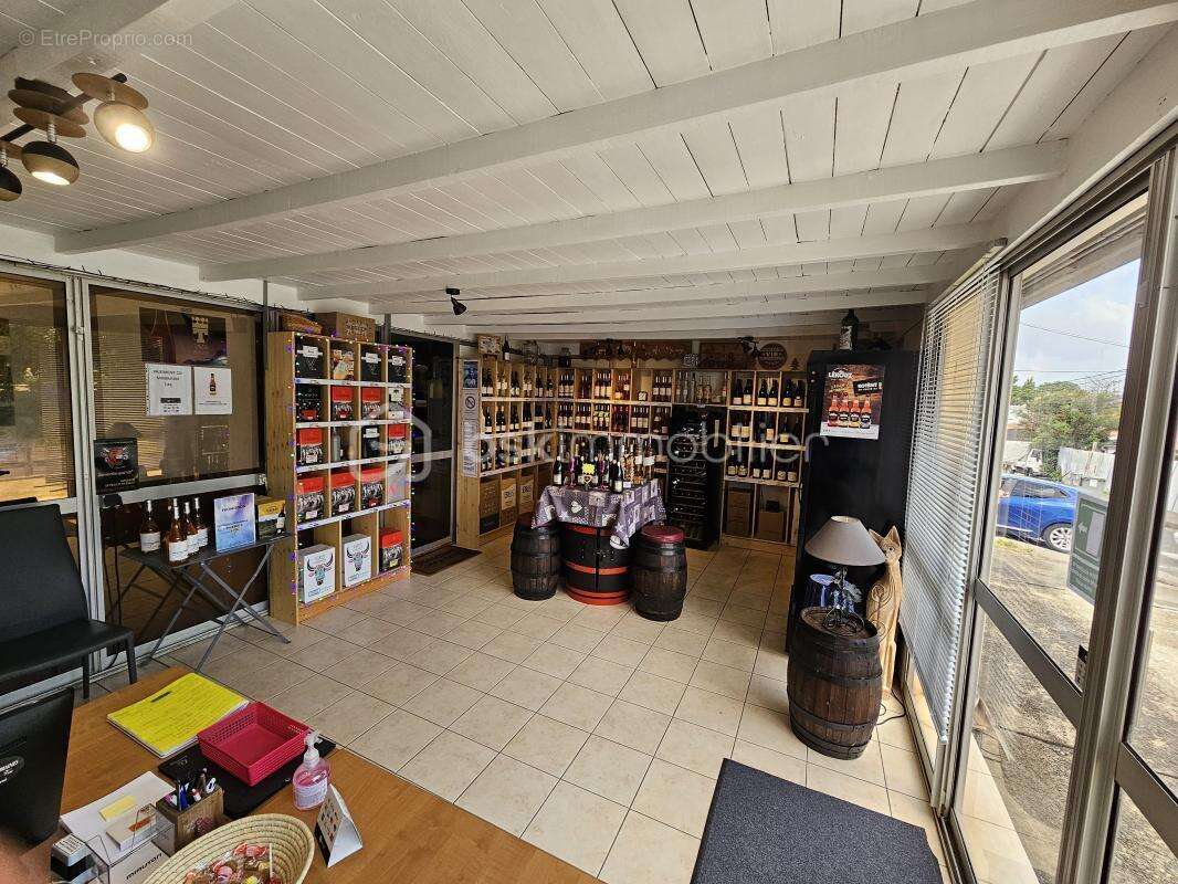 Commerce à SAINT-FRANCOIS