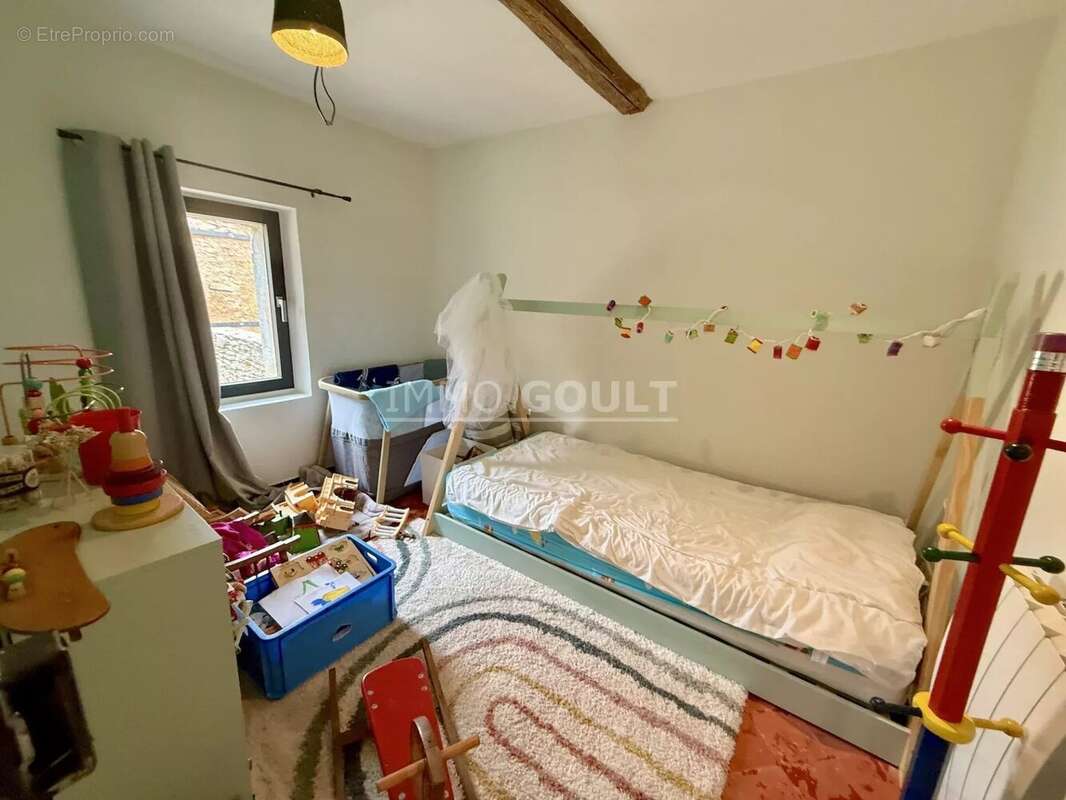 Maison à SAINT-SATURNIN-LES-APT