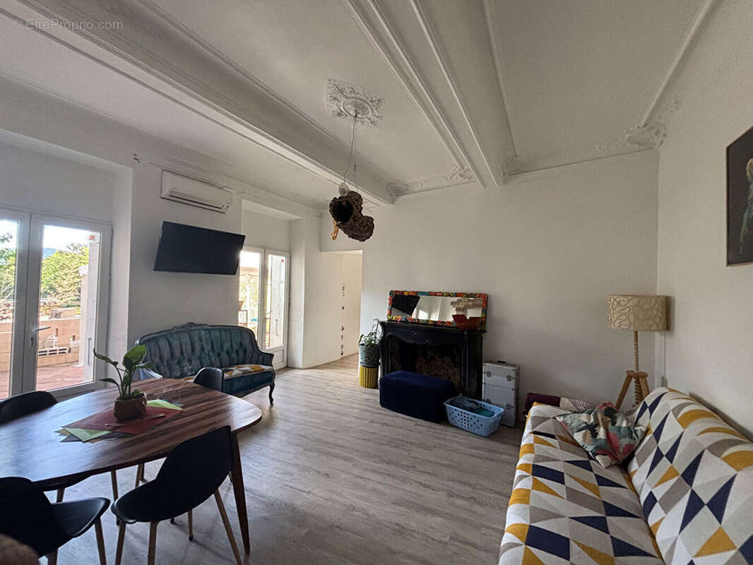 Appartement à PIGNANS