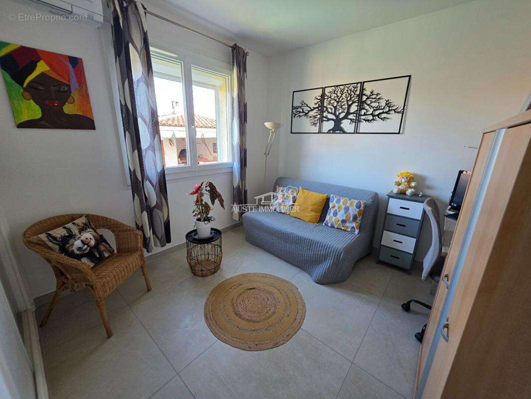 Maison Marignane 5 pièce(s) 125 m2 - photo 5