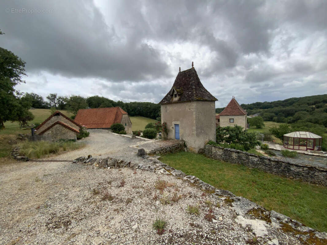 Propriété de caractère sur le Causse de Labastide-Murat – 10 hectares de nature et piste d'atterrissage privée - photo 15